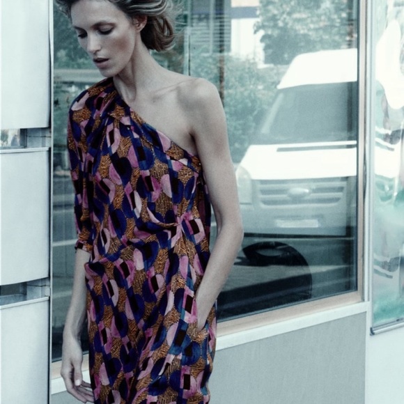 Zara Limited Edition Asymmetrical Dress - Picture 3 of 7